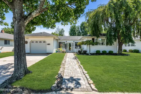 315 Curacao Street, Toms River, NJ 08757