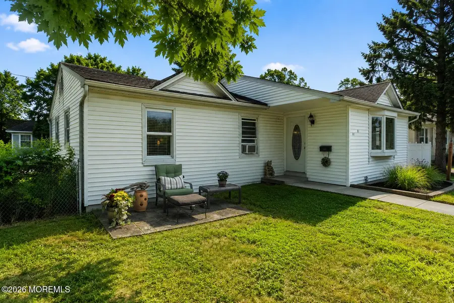 13 Chestnut Street, Farmingdale, NJ 07727 - #2