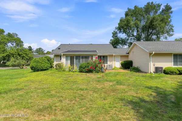 287B Oradell Drive, Monroe, NJ 08831