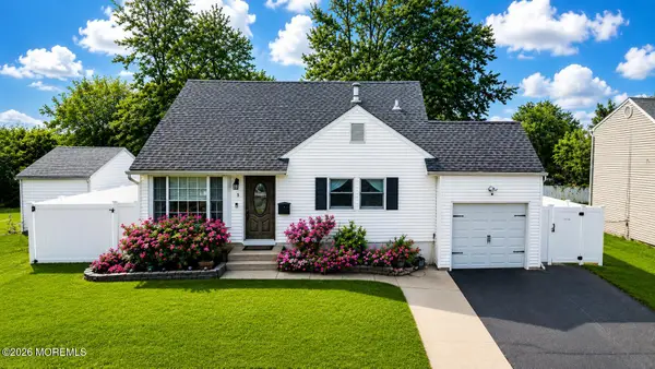 5 Heckleman Street, Union Beach, NJ 07735