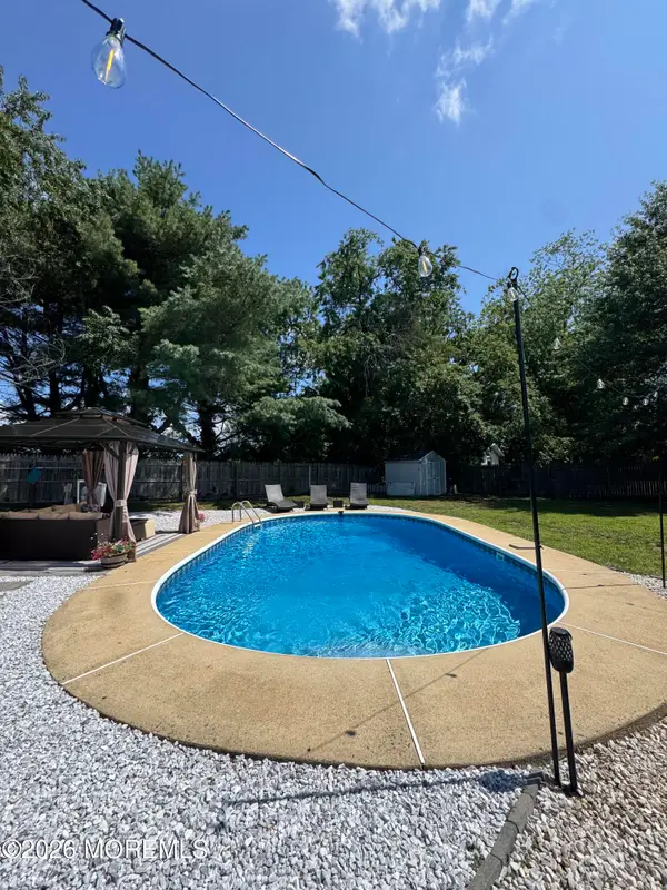 528 Corwill Terrace, Toms River, NJ 08753