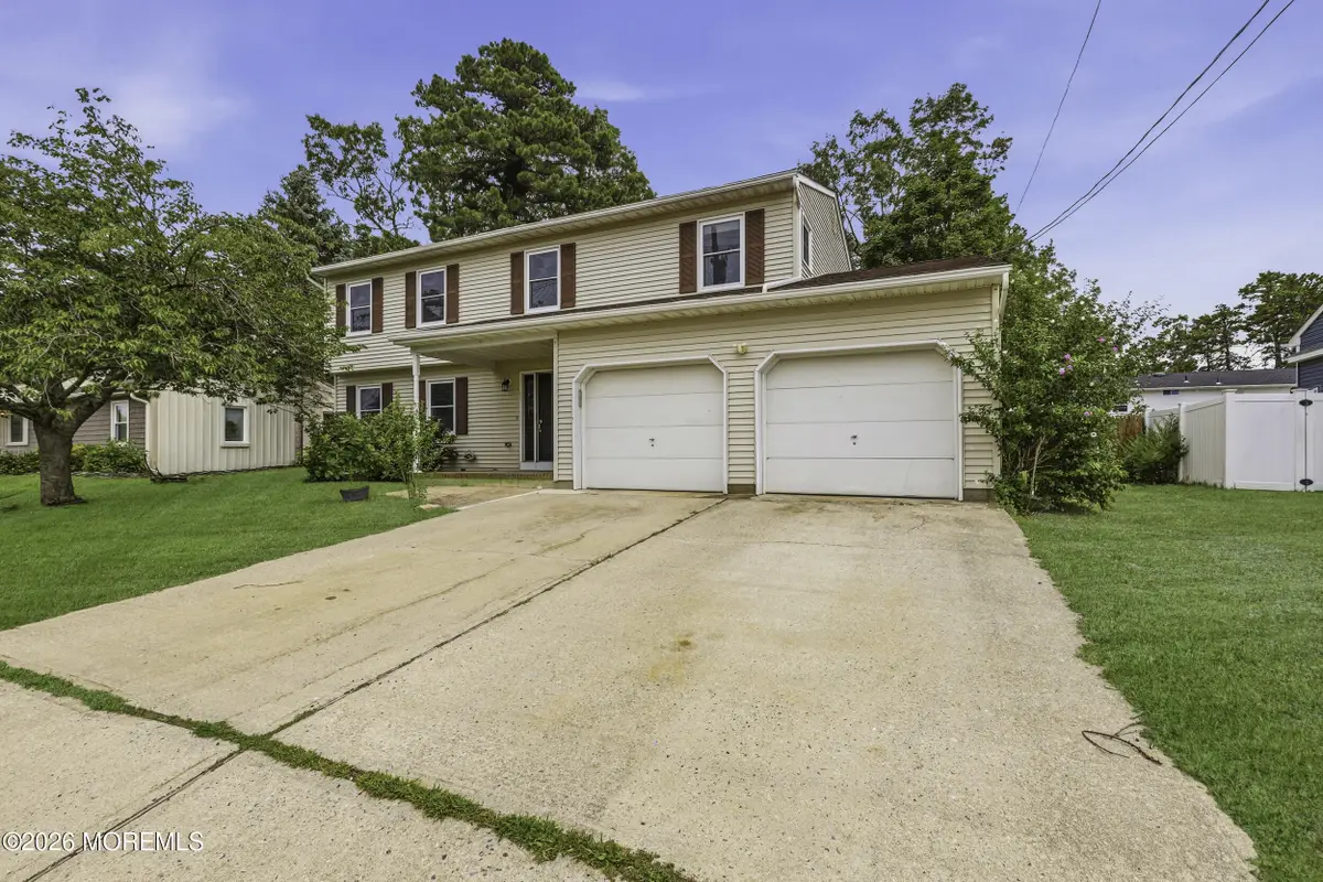 829 Mizzen Avenue, Beachwood, NJ 08722 - #1