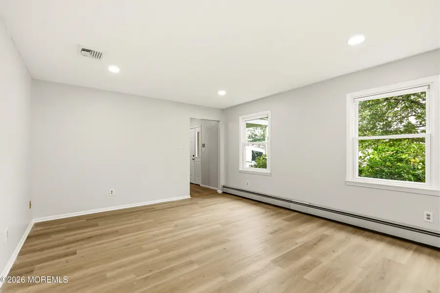829 Mizzen Avenue, Beachwood, NJ 08722 - #3
