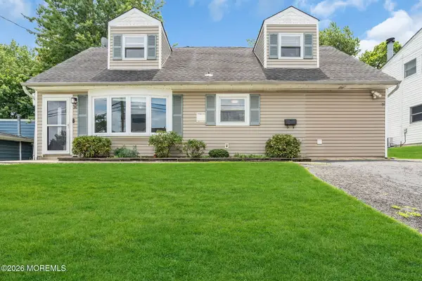 36 Elm Terrace, Parlin, NJ 08859