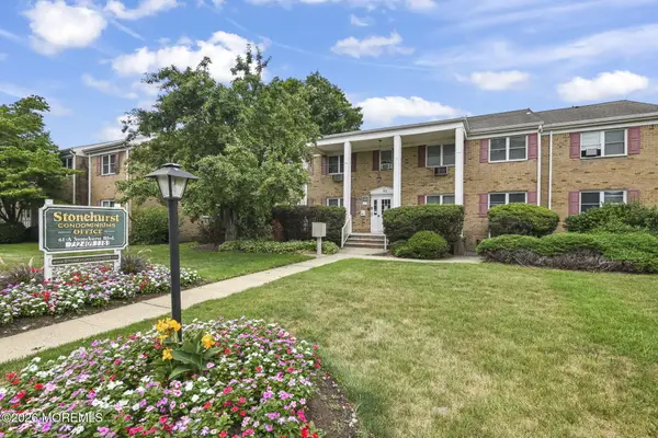 63 Stonehurst Boulevard #G, Freehold, NJ 07728