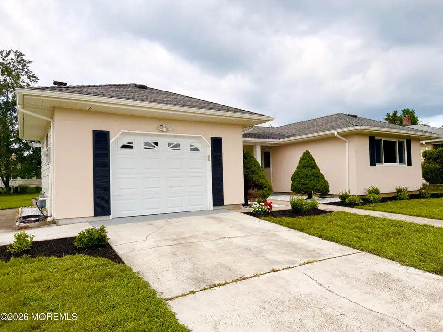 20 Marathon Street, Toms River, NJ 08757 - #3