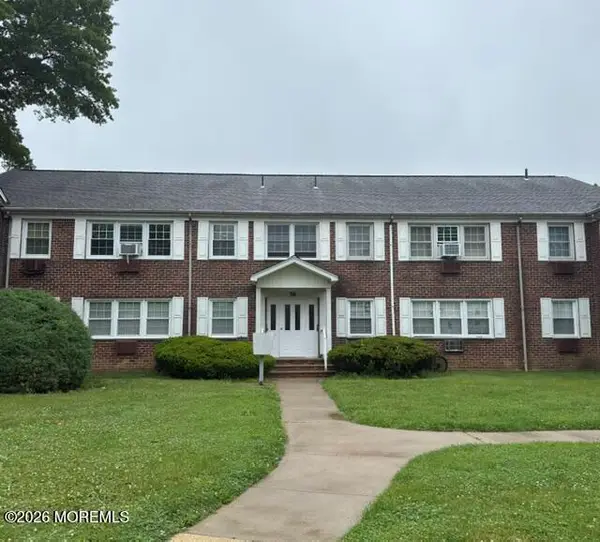 56 Stonehurst Boulevard #H, Freehold, NJ 07728