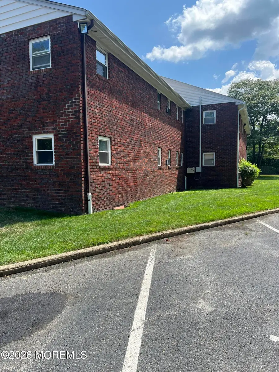 10 Juniper Lane #10 A, Eatontown, NJ 07724 - #2