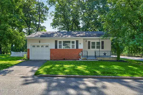 11 Kentucky Way, Whiting, NJ 08759