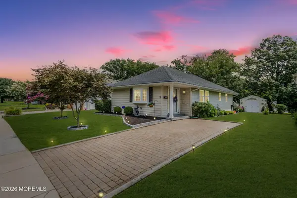 2125 Mount Hope Lane, Toms River, NJ 08753