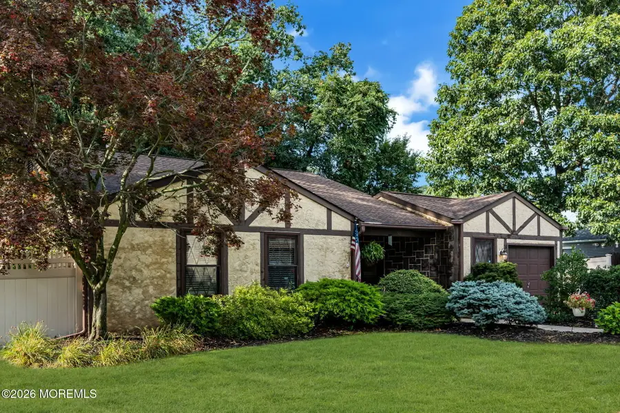 10 Concord Circle, Howell, NJ 07731 - #3