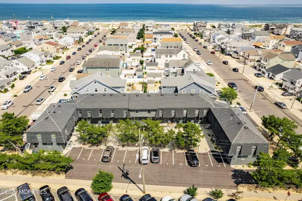 75 Grand Central Avenue #8, Lavallette, NJ 08735