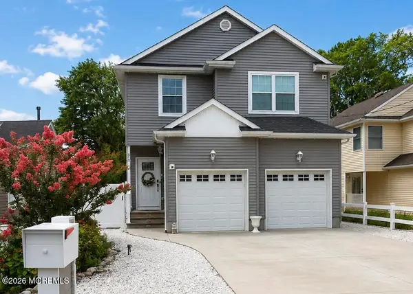 610 Parkside Avenue, Toms River, NJ 08753