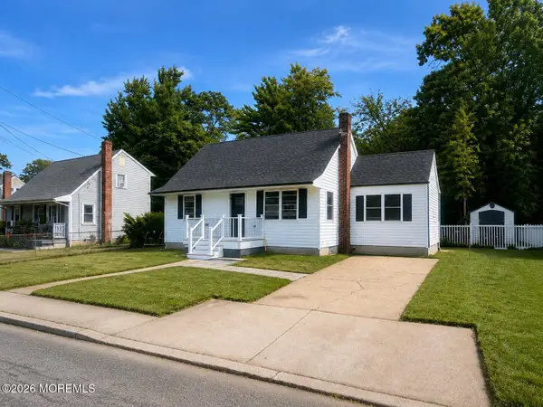 55 Davis Lane, Red Bank, NJ 07701