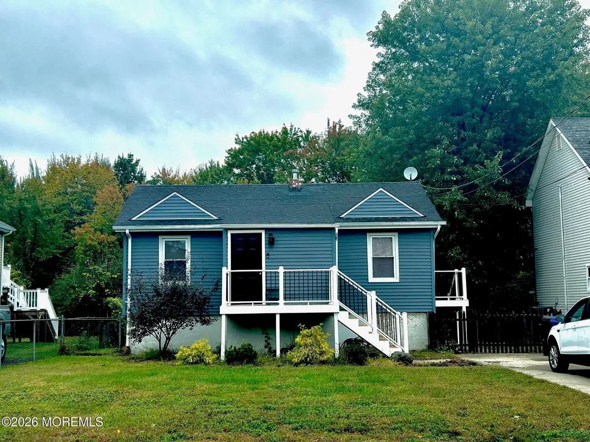 13 Willow Street, Port Monmouth, NJ 07758 - #1