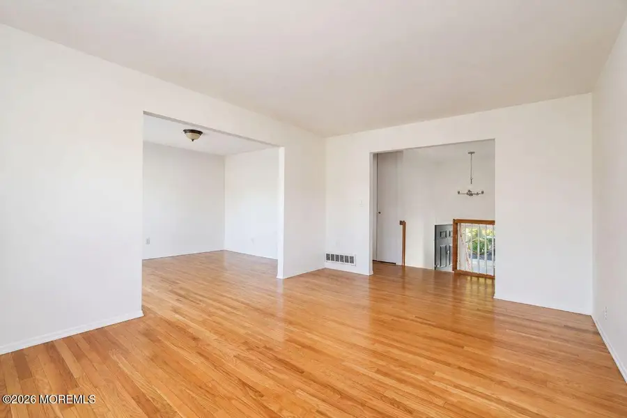 6 Ennis Drive, Hazlet, NJ 07730 - #3