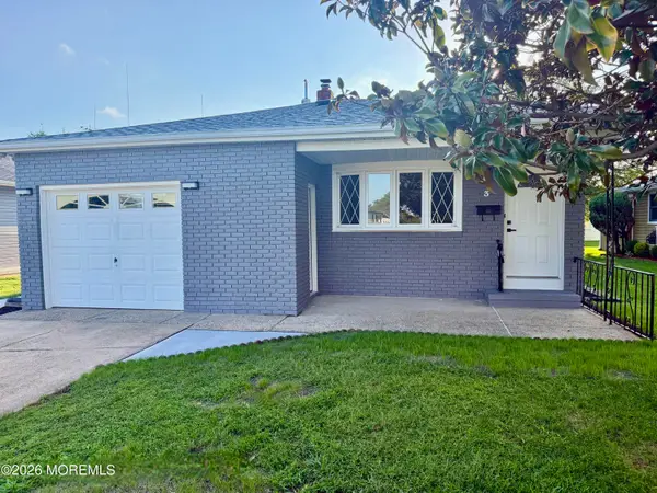 3 Montego Street, Toms River, NJ 08757