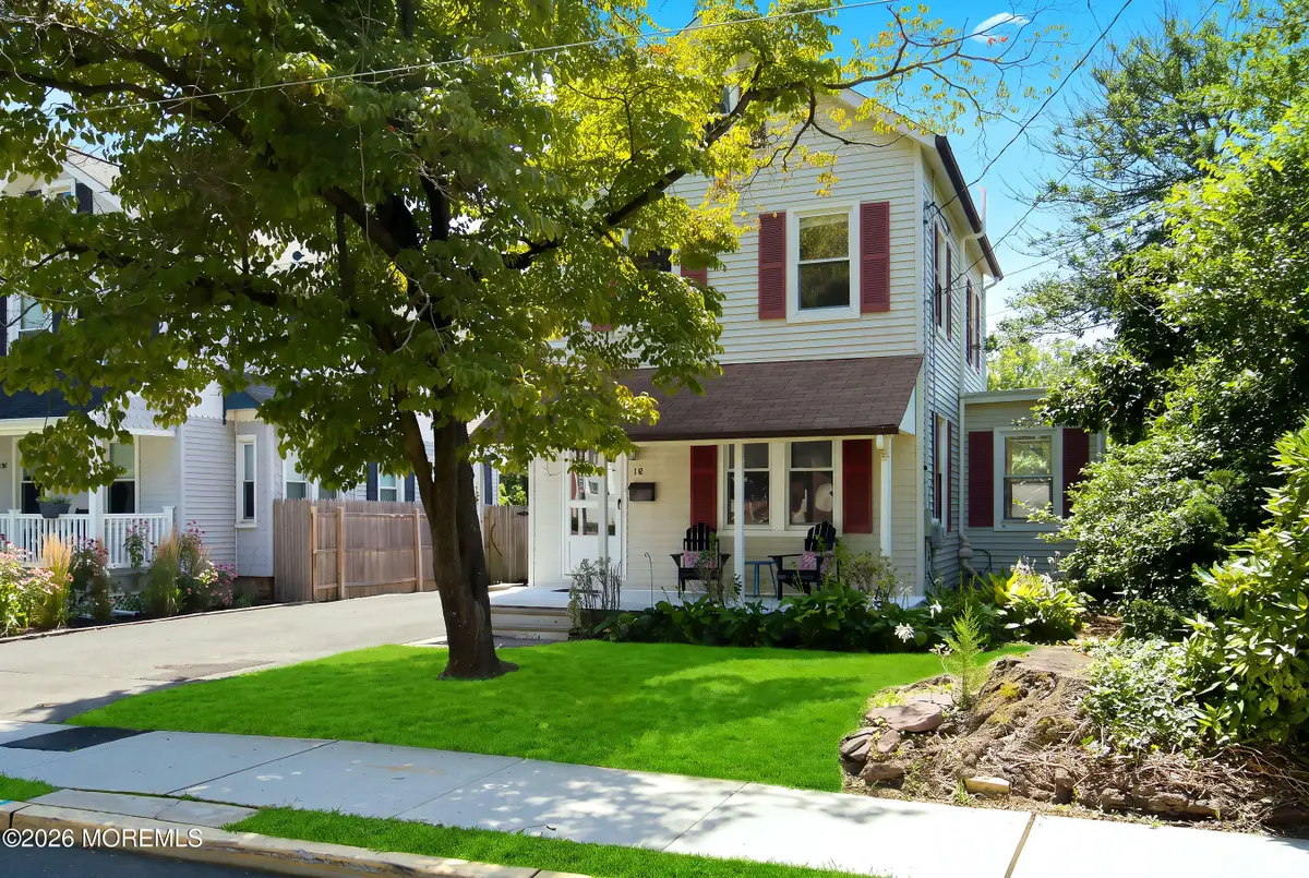 16 White Street, Shrewsbury, NJ 07702 - #1