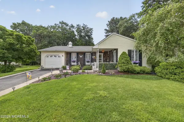 13 Greenleaf Street #51, Whiting, NJ 08759