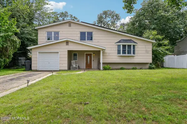 89 Bark Street, Toms River, NJ 08753