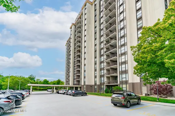 1 Scenic Drive #303, Highlands, NJ 07732
