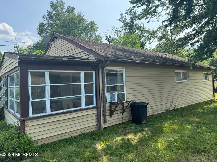 11 Dorset Drive, Ewing, NJ 08618 - #2