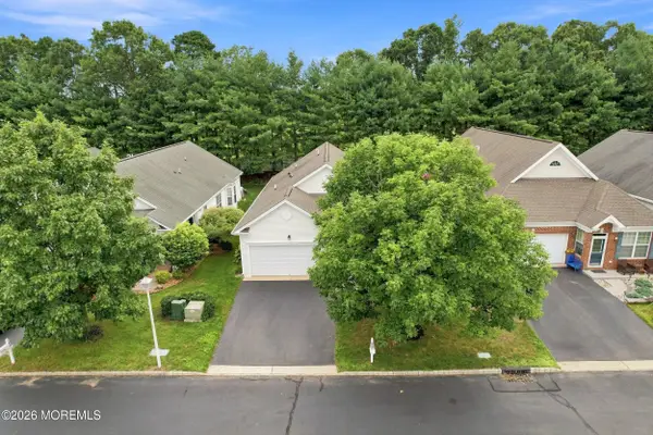 74 Marlow Drive, Jackson, NJ 08527