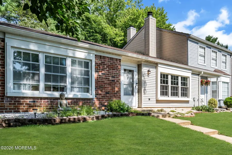 16 Excalibur Court, Old Bridge, NJ 08857 - #2