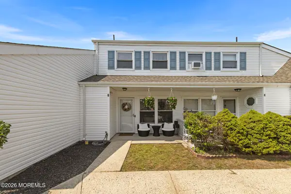 6 Mediterranean Court, Barnegat, NJ 08005