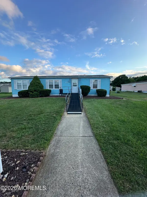 604 Jerome Place, Freehold, NJ 07728