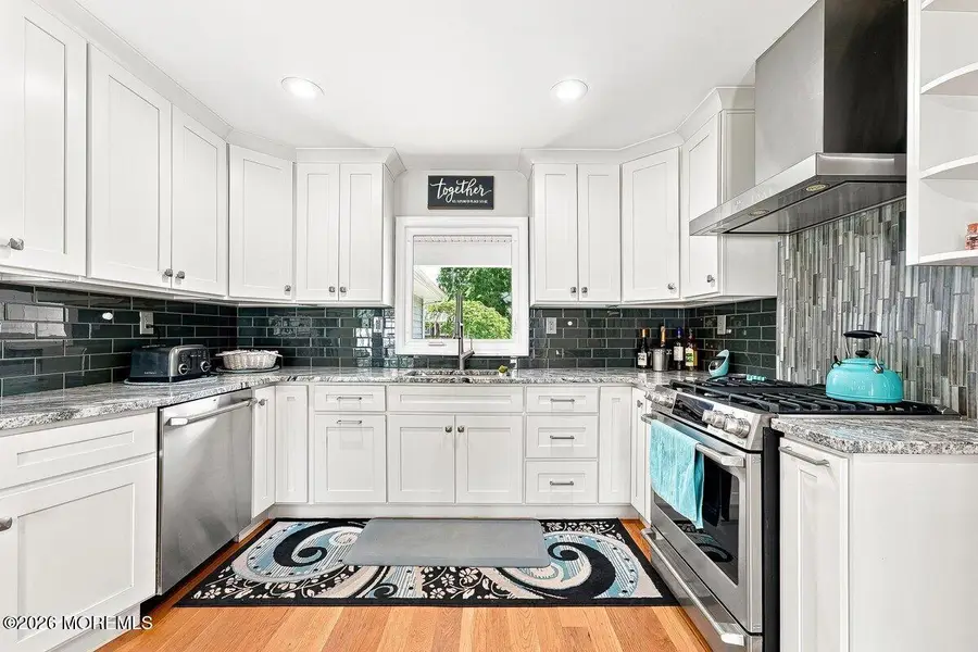 53 Ivy Way, Aberdeen, NJ 07747 - #3