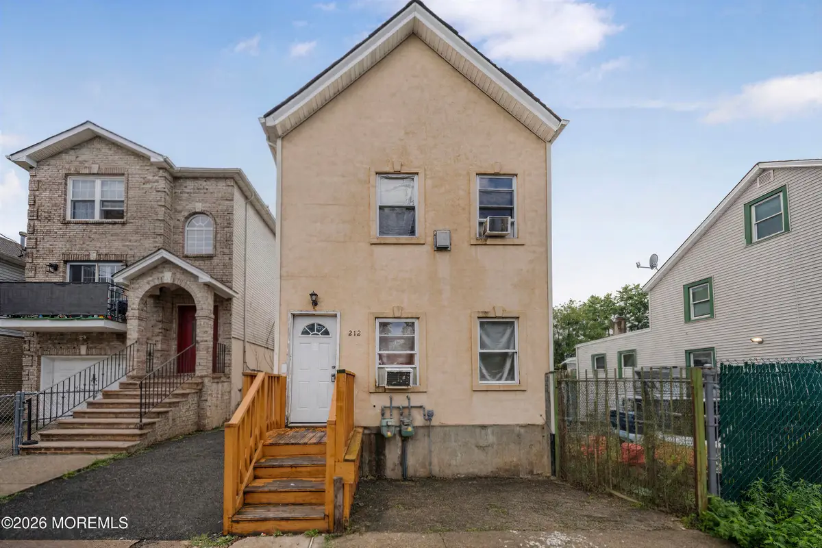 212 Port Avenue, Elizabethport, NJ 07206 - #1