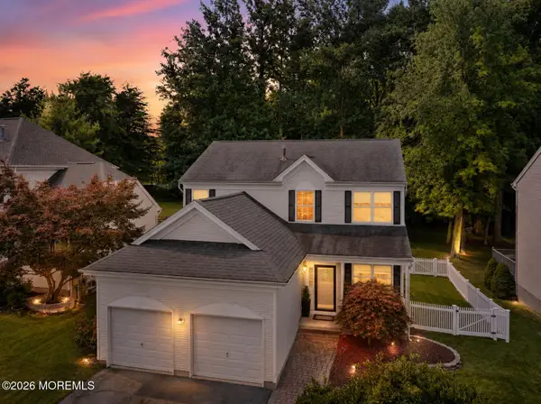 52 Waterford Avenue, Morganville, NJ 07751