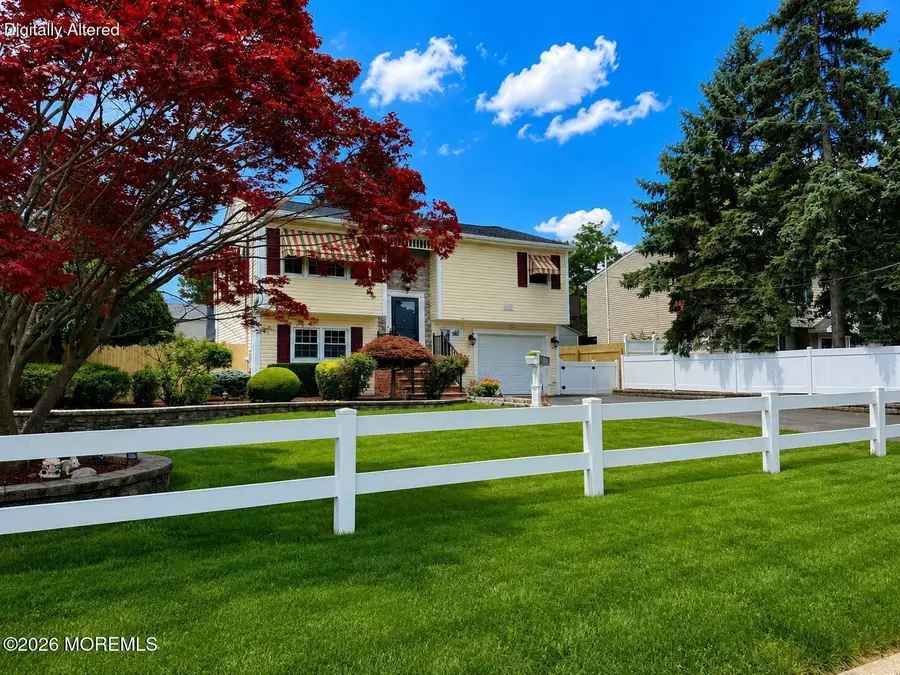 565 Sumner Avenue, Belford, NJ 07718 - #3