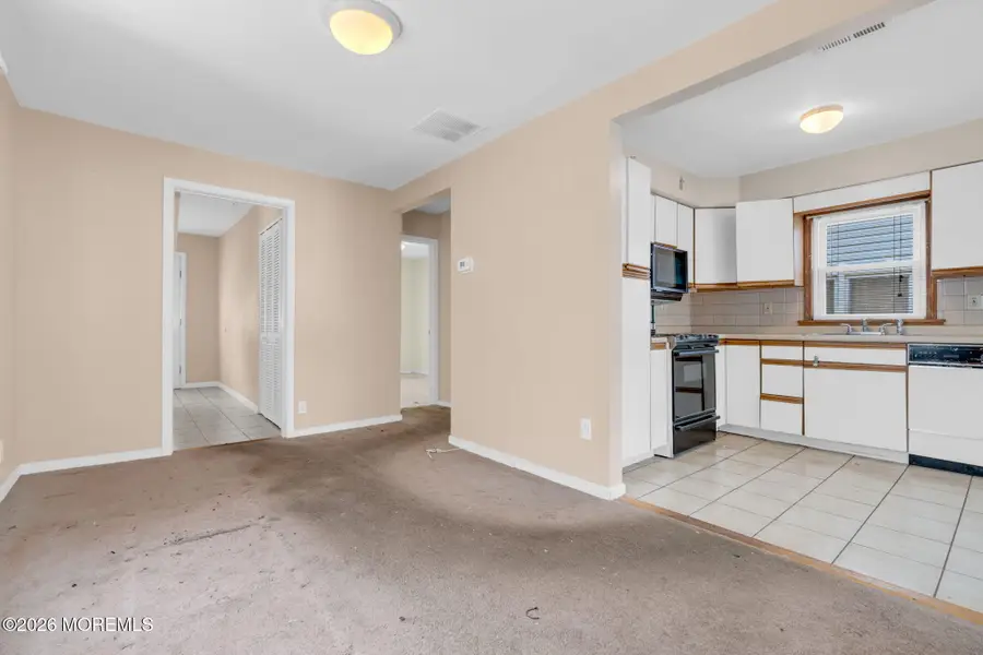 5 Summerfield Avenue, South Amboy, NJ 08879 - #3