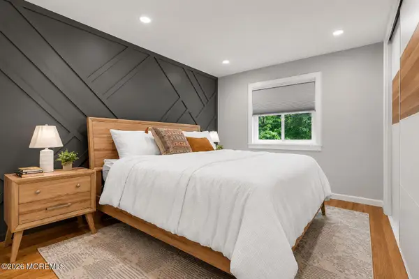 6 Swallow Lane #1000, Howell, NJ 07731