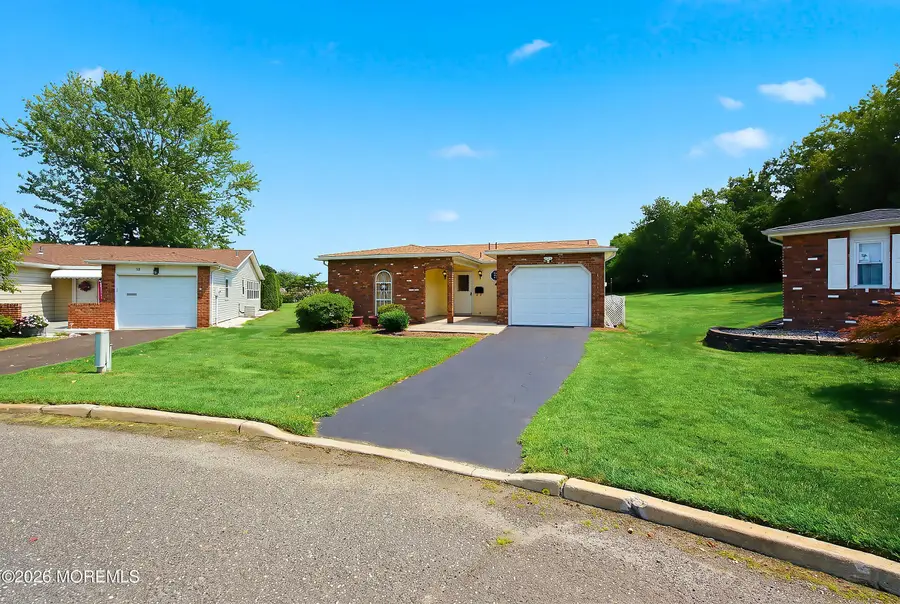 16 Longfellow Court, Brick, NJ 08724 - #2