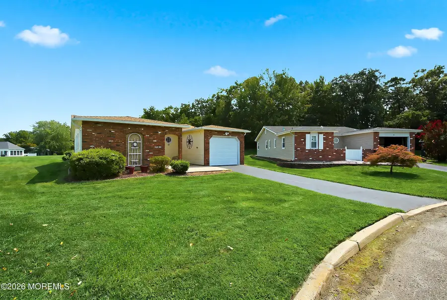 16 Longfellow Court, Brick, NJ 08724 - #3