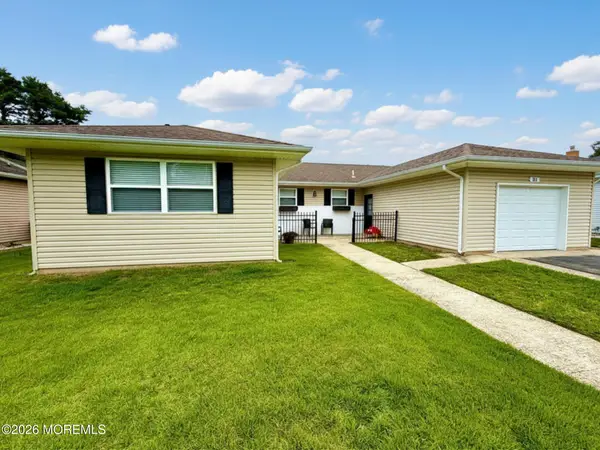 114 Davenport Road, Toms River, NJ 08757