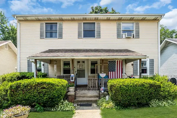 16 Hull Avenue, Freehold, NJ 07728