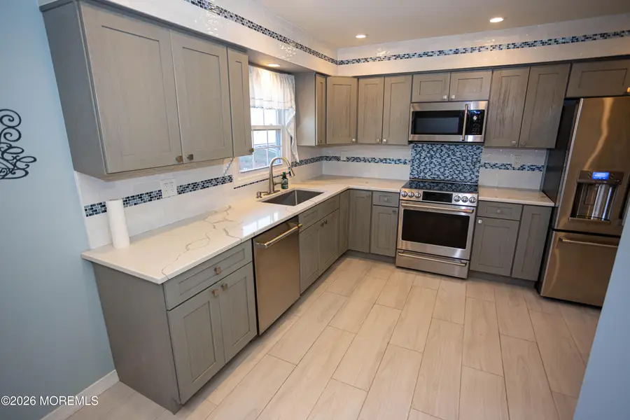 4 Cheltenham Place #604, Sayreville, NJ 08872 - #3