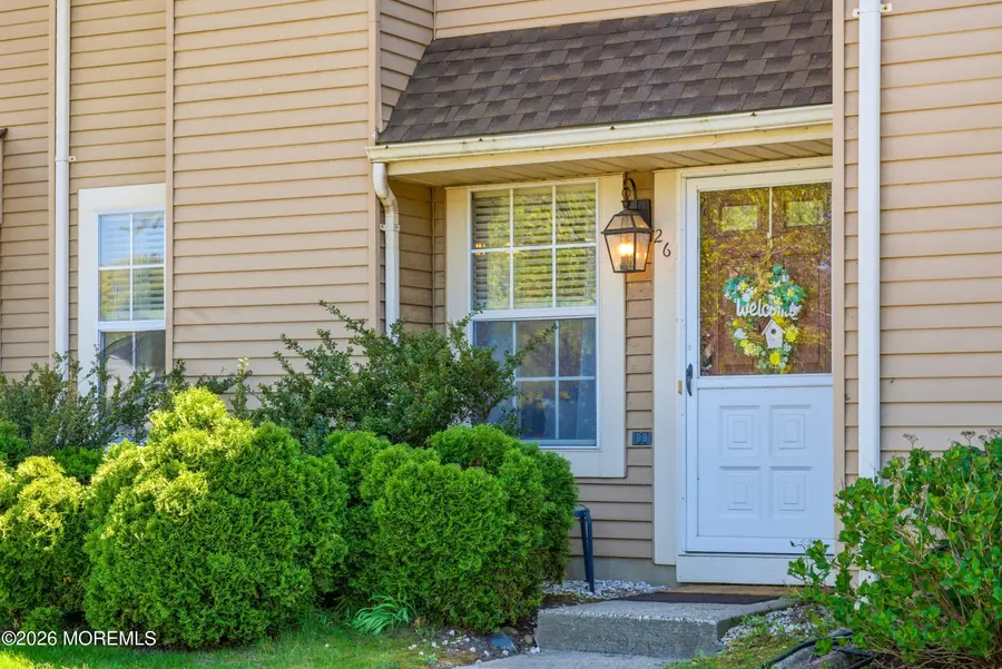 26 Alameda Court, Eatontown, NJ 07724 - #3