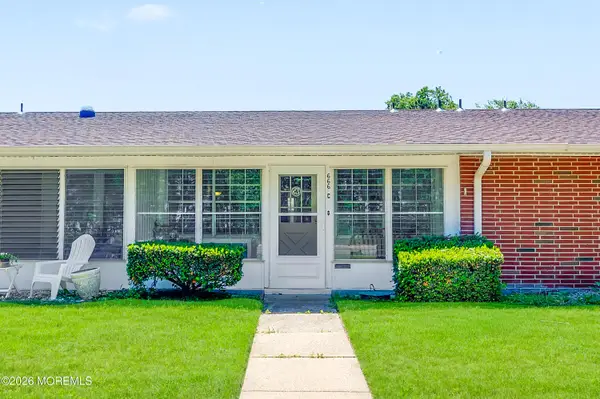 666 Plymouth Drive #C, Lakewood, NJ 08701