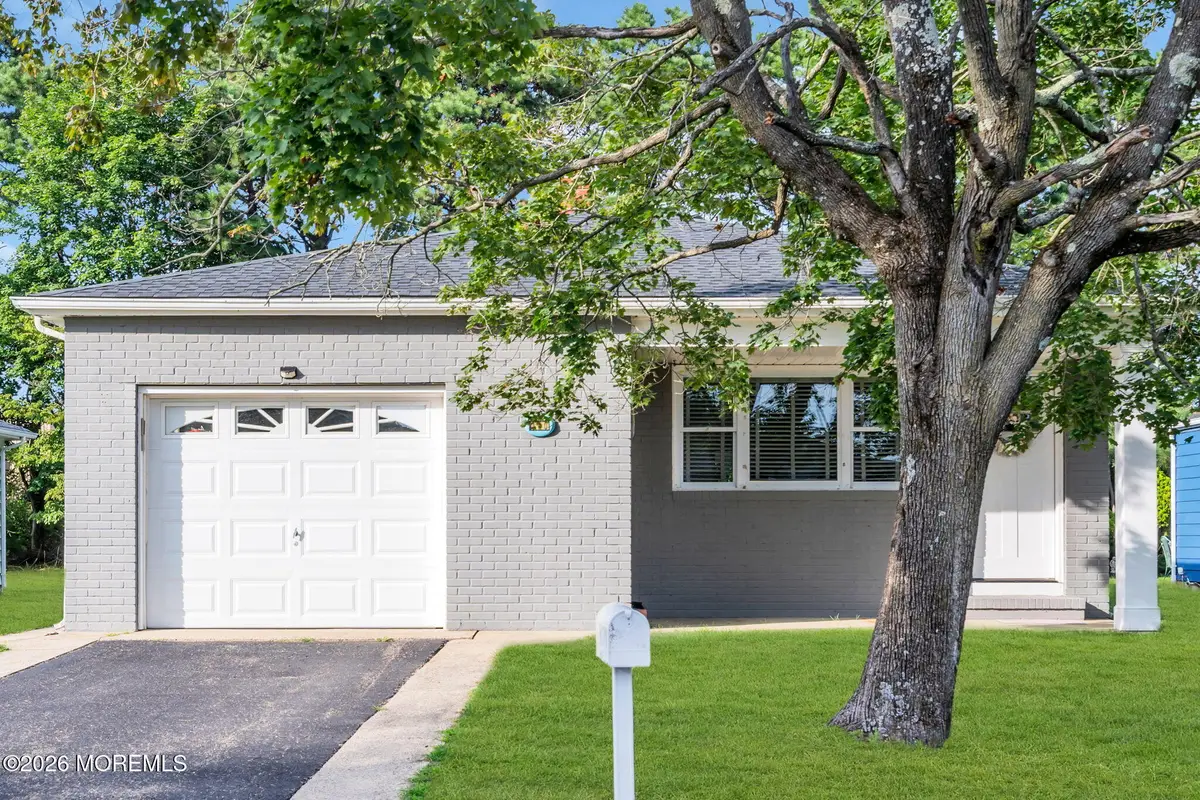180 Biabou Drive, Toms River, NJ 08757 - #1