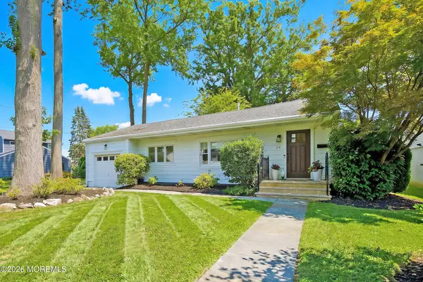 24 Werah Place, Oceanport, NJ 07757