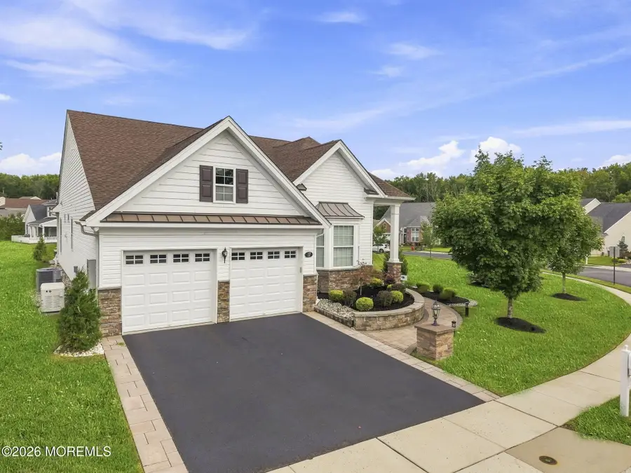 17 Legacy Court, Freehold, NJ 07728 - #2