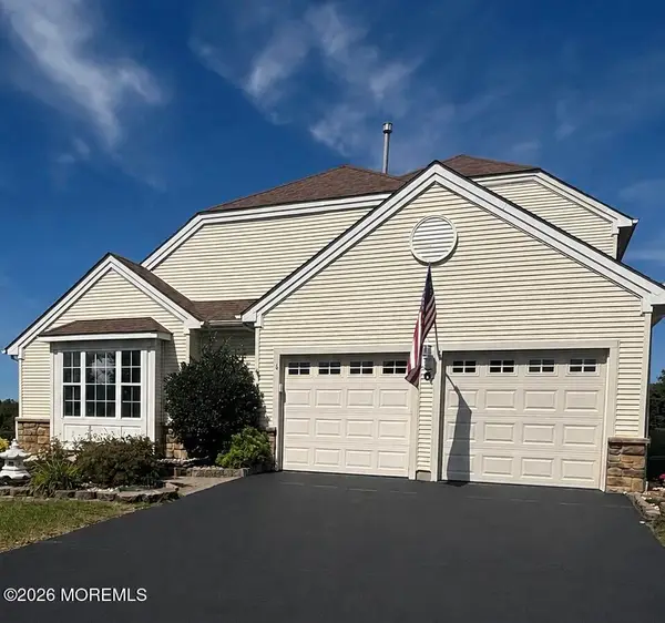 6 Avalon Court, Manchester, NJ 08759