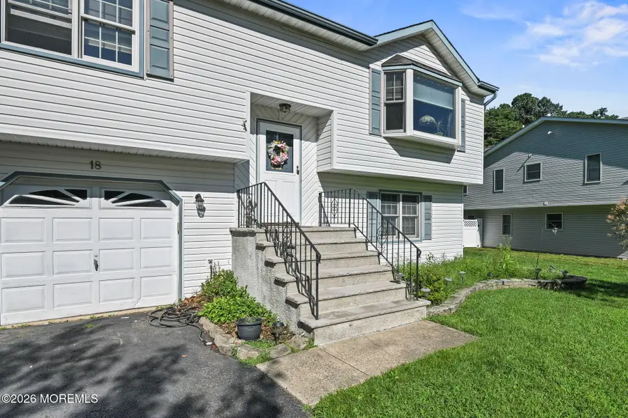 18 Molly Pitcher Drive, Hazlet, NJ 07730 - #3