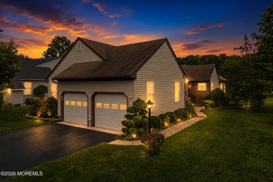 181 Concordia Circle, Monroe, NJ 08831 - #2