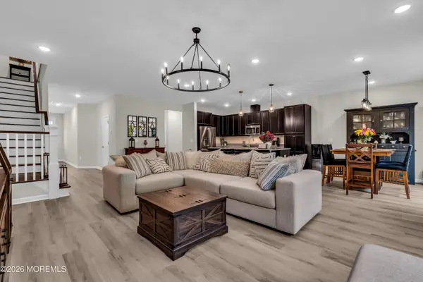 715 Fremont Drive, Manalapan, NJ 07726